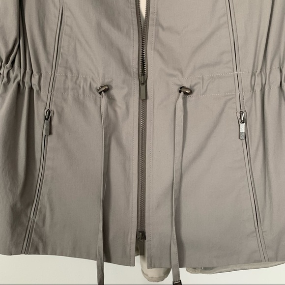 LAFAYETTE 148 NEW YORK Two Tone Drawstring Cinch Waist Utility Vest - Picture 4 of 12